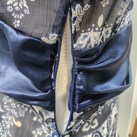 Rampage Navy Blue Satin Trim Sheer Print Waist Defined Bell Sleeve Tunic Top - Picture 12 of 14